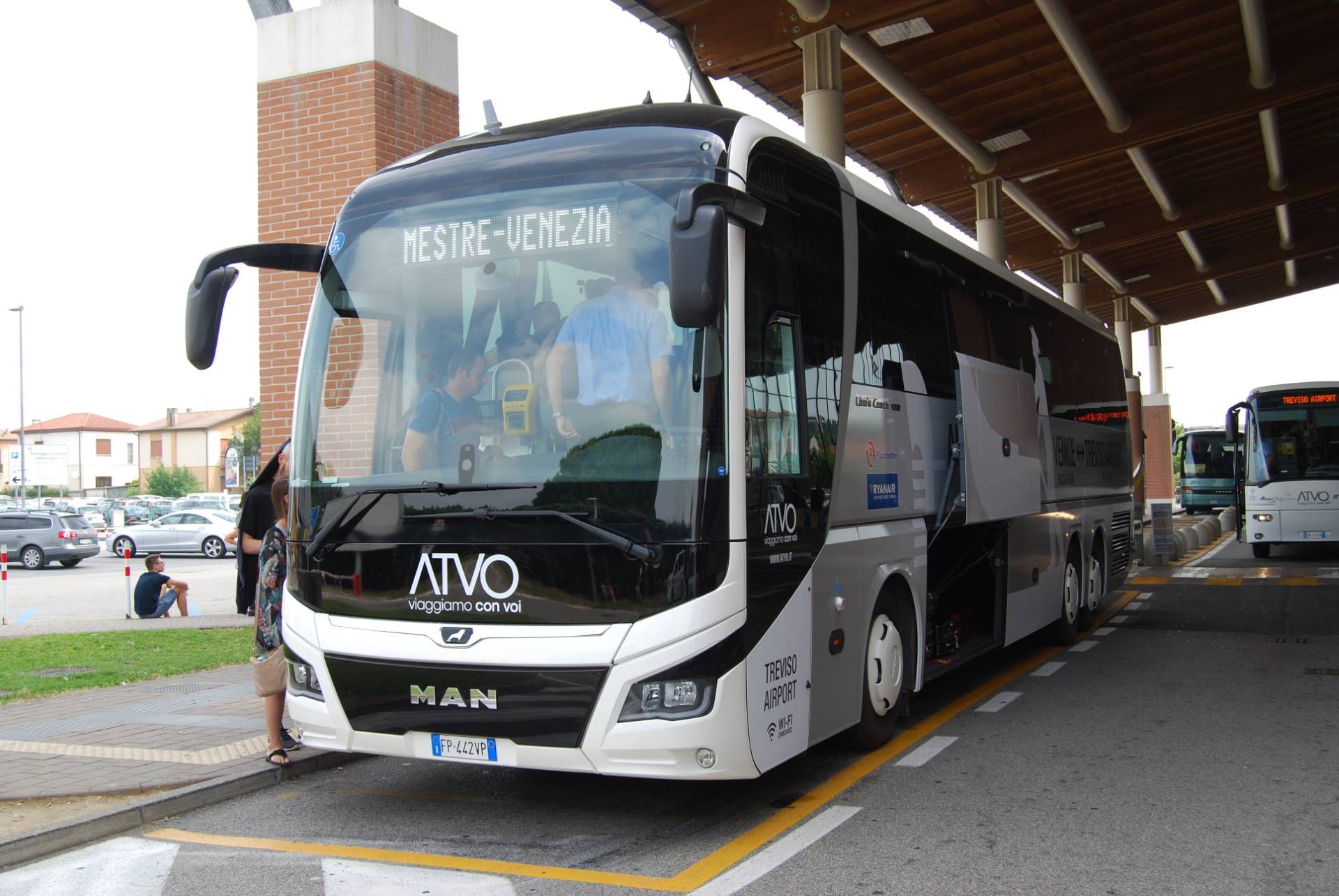 Dolomites transport