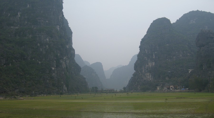 Ninh Binh attraction2